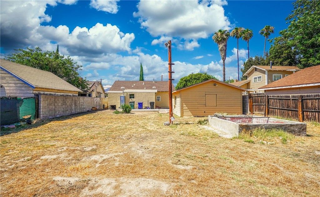 listing image 130722358665137397579