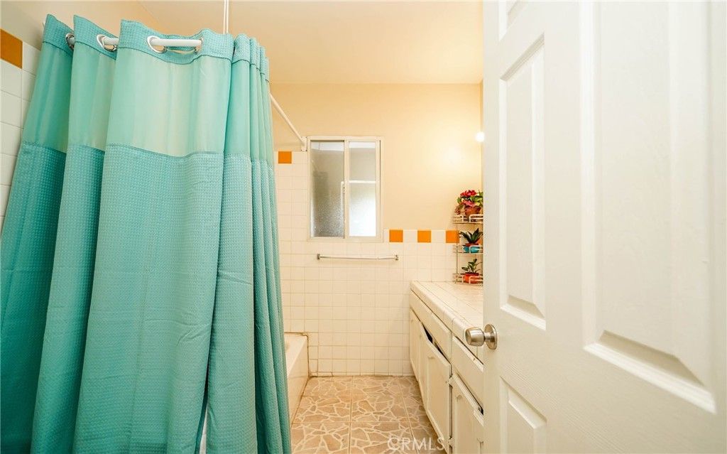 listing image 130728973559961266137