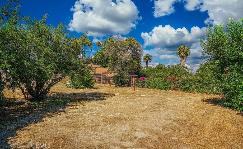 listing image 130726560658477567134