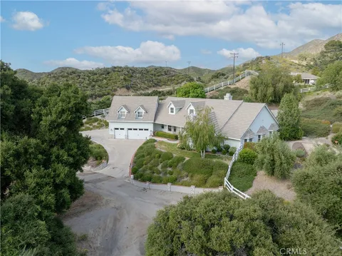 15341 Iron Canyon Road, Canyon Country, CA 91387 - MLS#: SR25043360