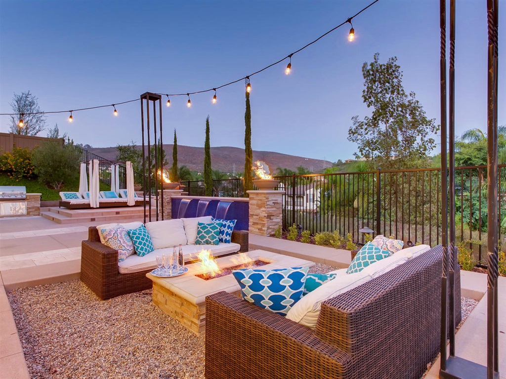 La Costa - Residential