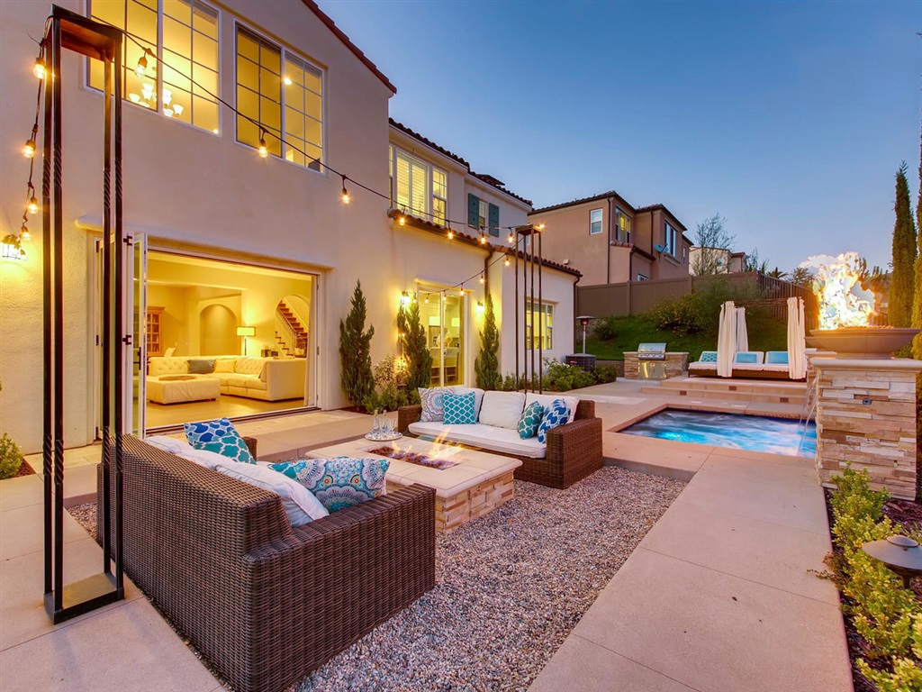 La Costa - Residential