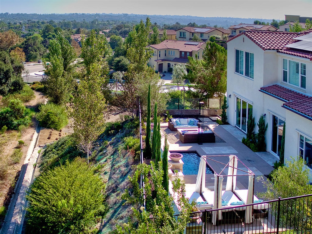 La Costa - Residential