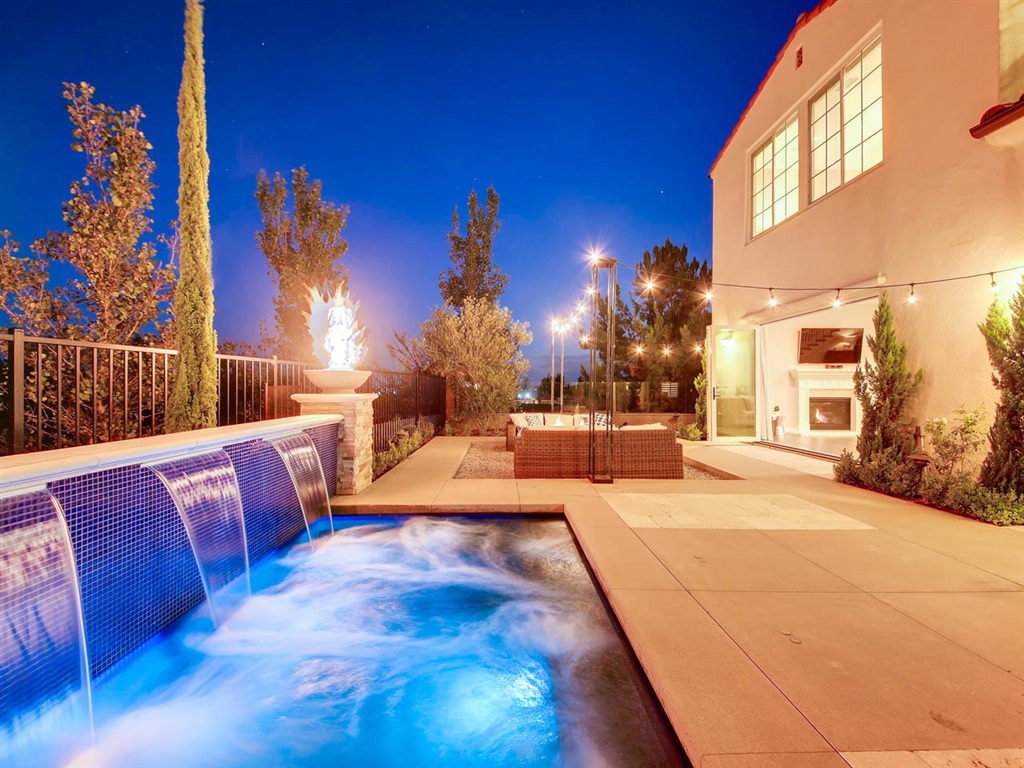 La Costa - Residential