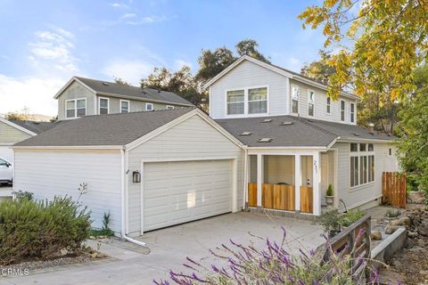 A home in Oak View