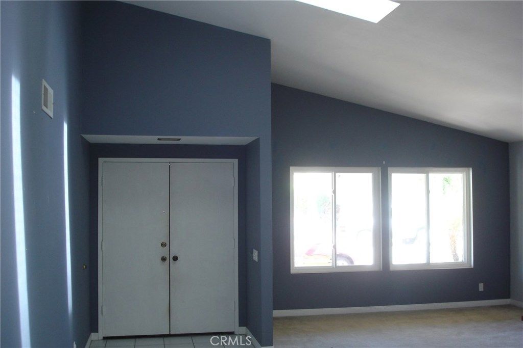 listing image 130725513310103508201