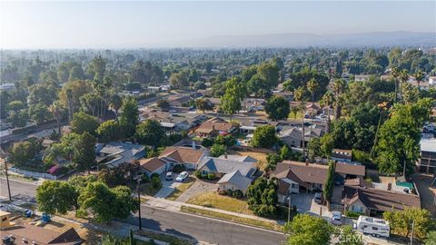 A home in Reseda