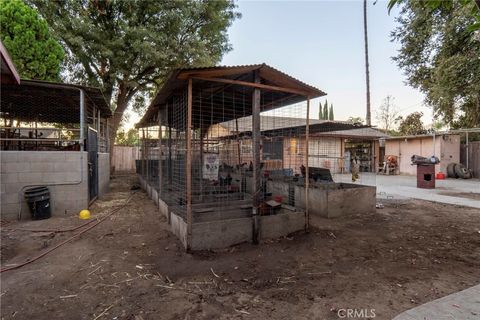 A home in El Monte