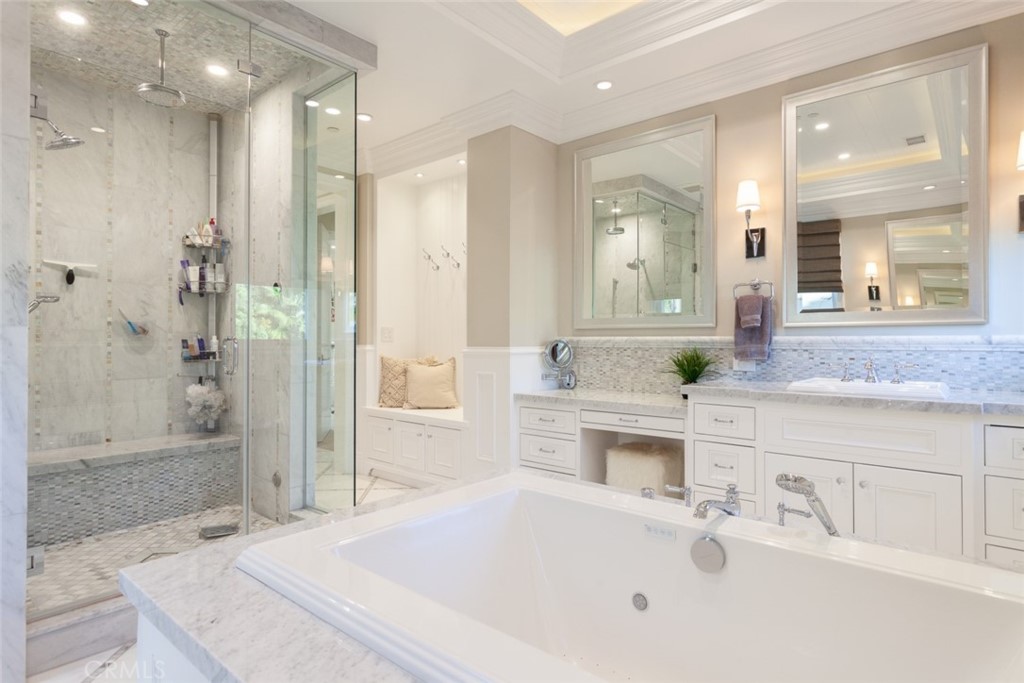 Harbor View Homes (HVHM) - Residential