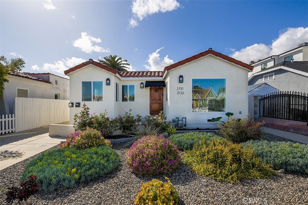 View Los Angeles, CA 90016 house