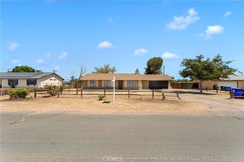 View Apple Valley, CA 92308 house