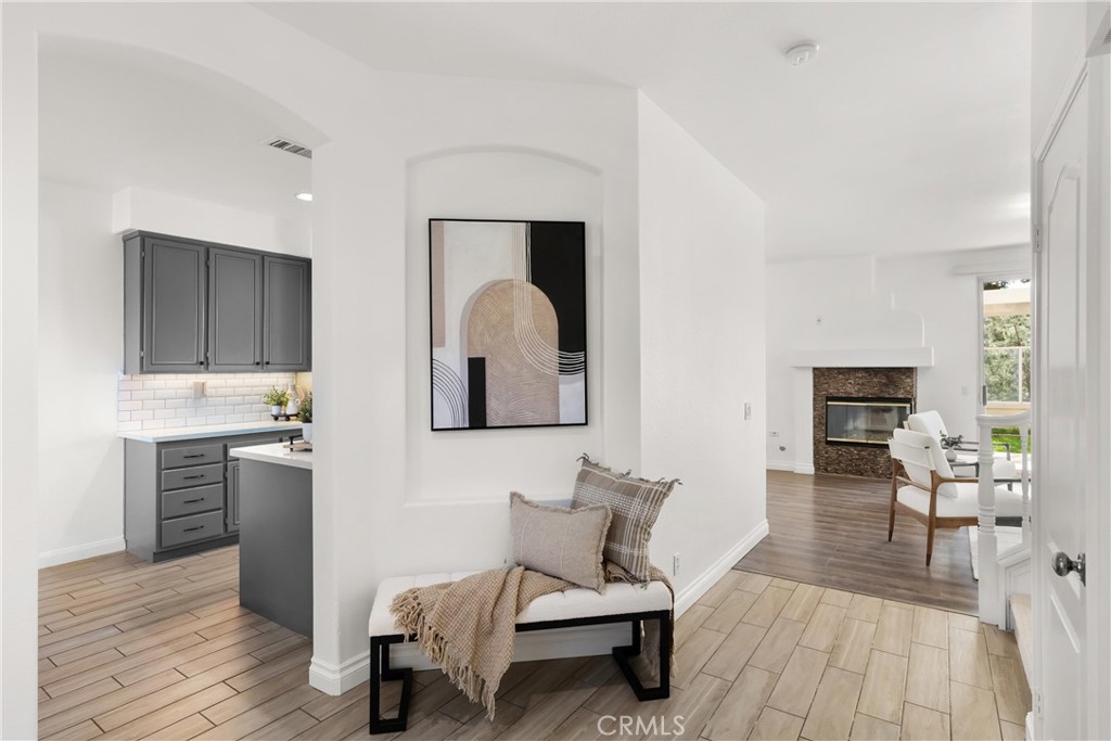 51 Mira Mesa