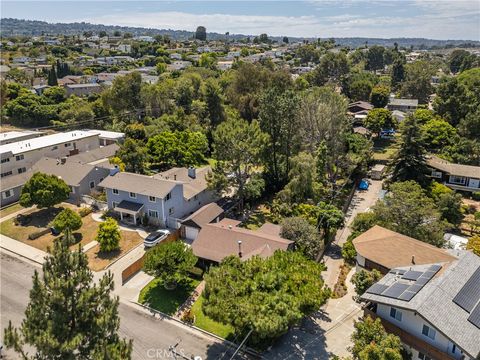 A home in Lomita