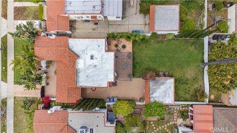 A home in Inglewood