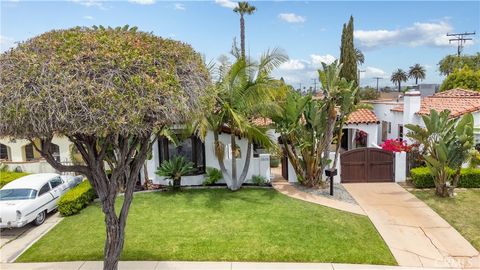 A home in Inglewood