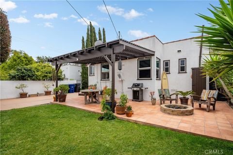 A home in Inglewood