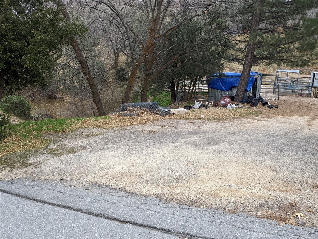 THIS IS A STANDARD LAND LISTING ZONING IS LA/RS-14M, & LOT IS 2,340 SQ-FEET.