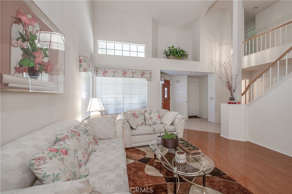 listing image 130723189529353390087