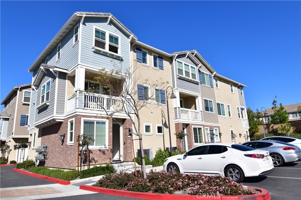 Yorba Vista (YRVS) - Residential Lease