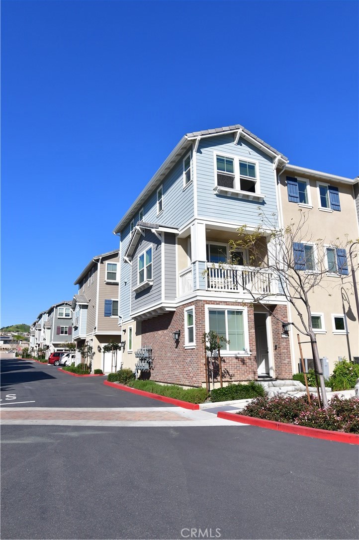 Yorba Vista (YRVS) - Residential Lease