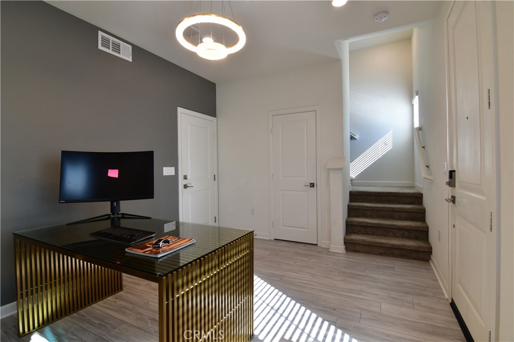 Yorba Vista (YRVS) - Residential Lease