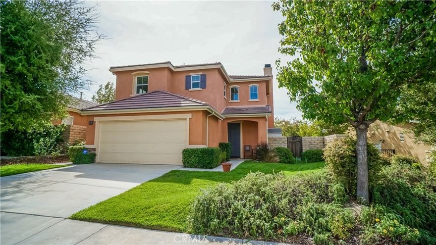 This beautiful St Clare Chelsea Plan II with 1887 sf, 3 beds/ 3 baths with a Downstairs Bonus Room(could be the 4th bedroom) is now on the Market! Features Include:: Downstairs Wood Flooring, Custom Paint, Ceiling Fans, Window Coverings, and a Beautiful Landscaped Backyard w/a Stamped Concrete Patio. But WAIT, there is more. Included you get...a really nice Samsung Washer/Dryer, ecobee wifi thermostat and the Backyard BBQ.

St Clare is a very family oriented tract that includes a community pool and a brand new private community park that will open on November 1, 2016. The HOA dues are low and there is NO Mello Roos.