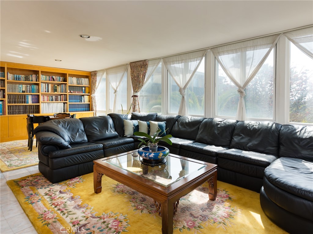 770 W Imperial Avenue 100