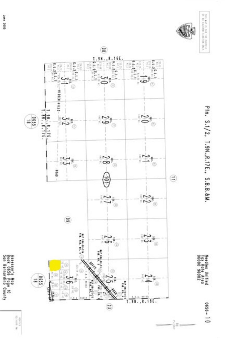 Right on the freeway, there isn't much private land available in this area. Grab this while you can.