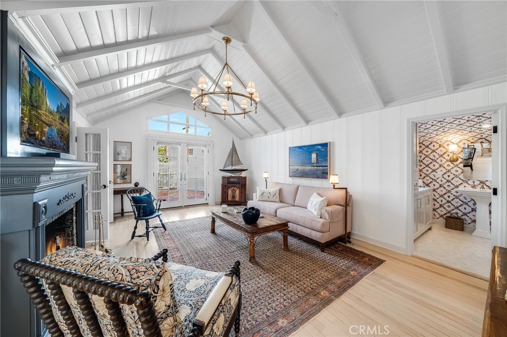 501 lombardy lane