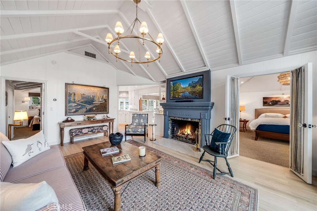 501 lombardy lane