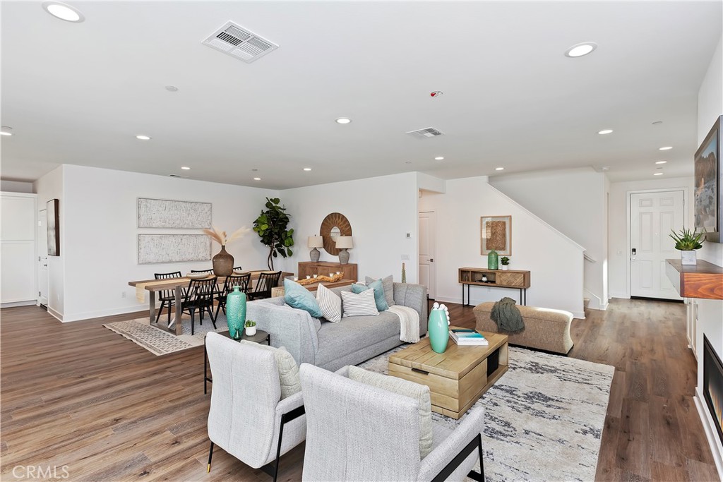 ,Vista Ridge - Residential