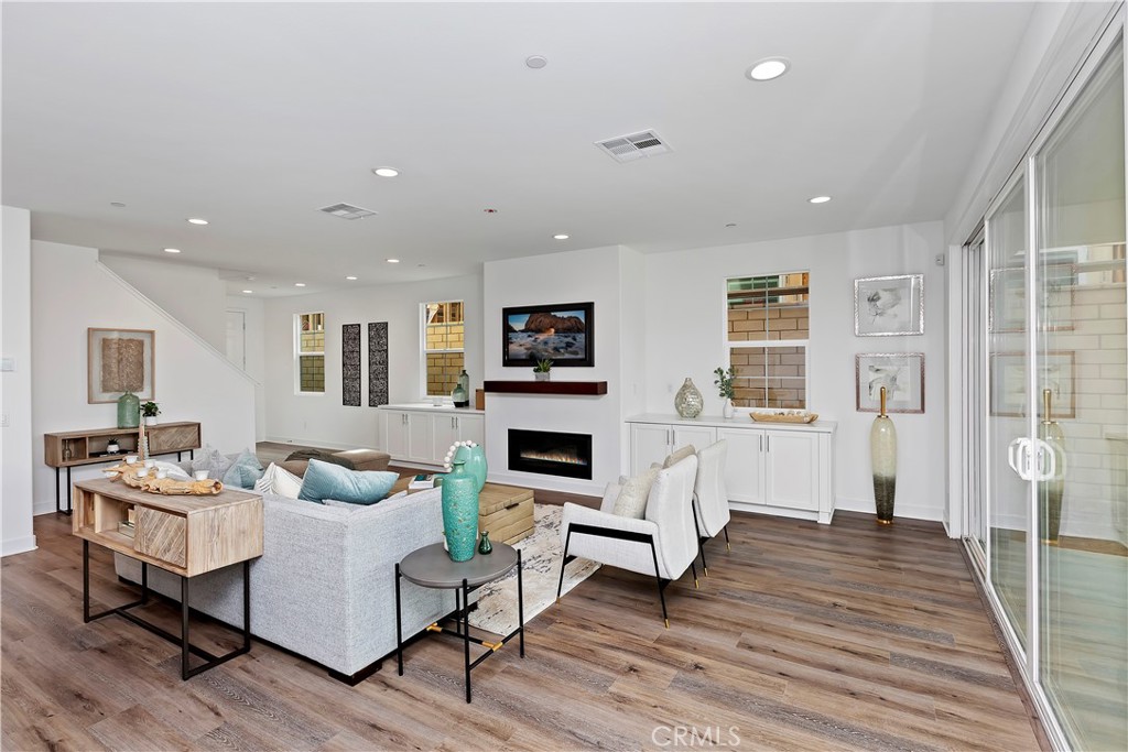 ,Vista Ridge - Residential