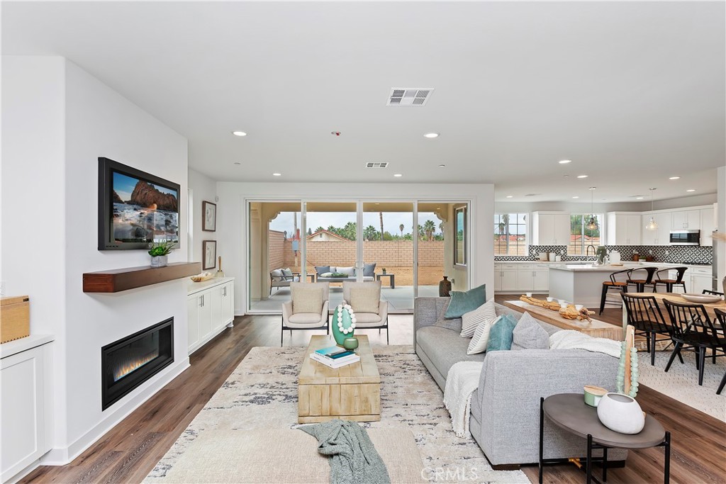 ,Vista Ridge - Residential