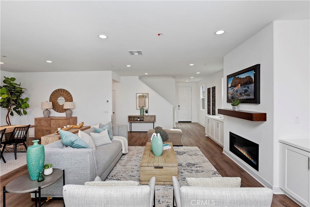 ,Vista Ridge - Residential