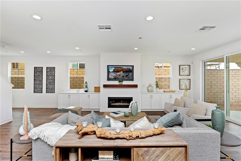 ,Vista Ridge - Residential