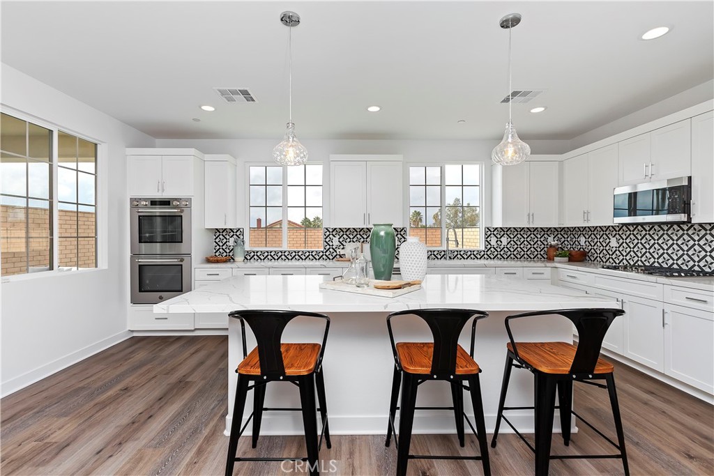 ,Vista Ridge - Residential