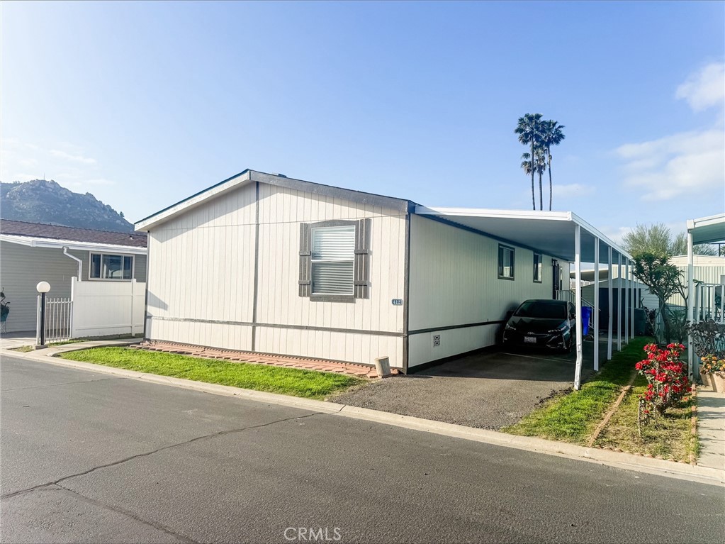 3825 Crestmore Road 412