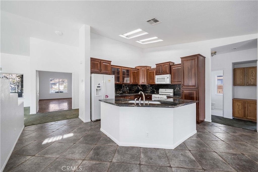 Photo 11 of 36 of 4560 Cinnabar Avenue house