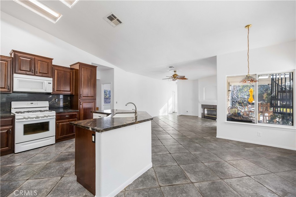 Photo 10 of 36 of 4560 Cinnabar Avenue house
