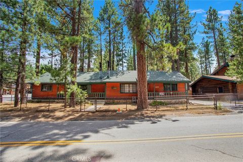 Photo of 41869 Brownie Lane, Big Bear Lake, CA 92315 (MLS # HD25045934) Photo of 41869 Brownie Lane, Big Bear Lake, CA 92315 (MLS # HD25045934)