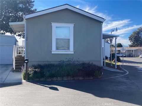 A home in East Palo Alto