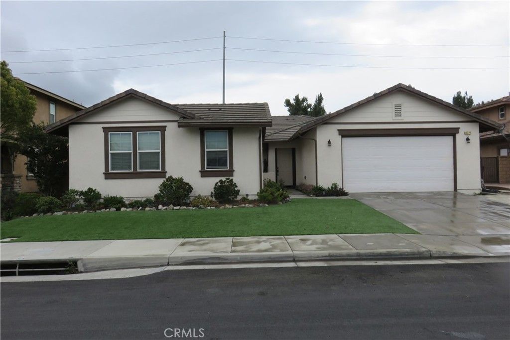 listing image 0