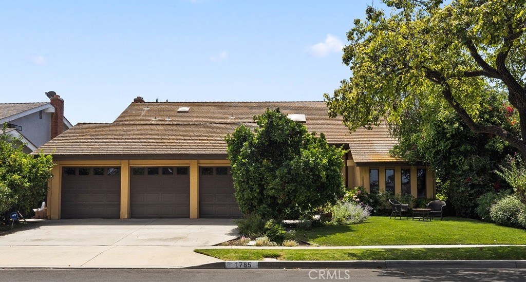 View Costa Mesa, CA 92626 house