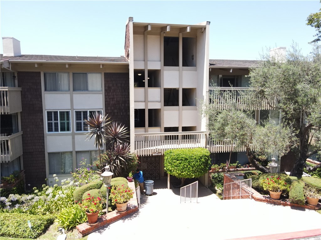 6542 Ocean Crest Drive B114