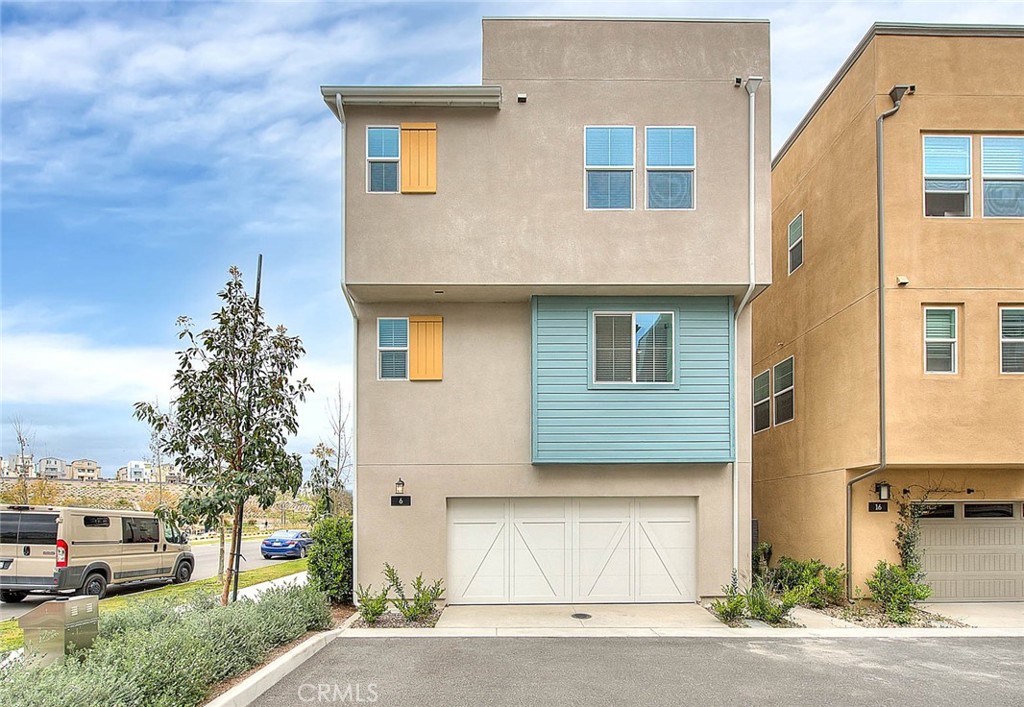 6 Crown Point Drive
