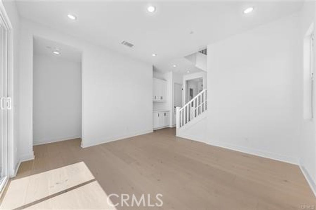 listing image 62