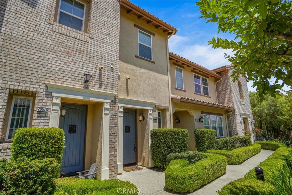 View Valencia, CA 91354 townhome