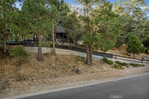 A home in Crestline