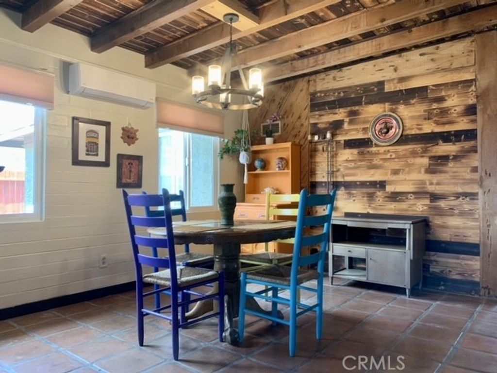 listing image 130729122332889899907