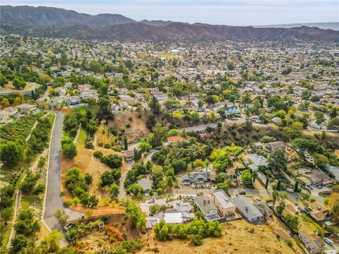 A home in Tujunga